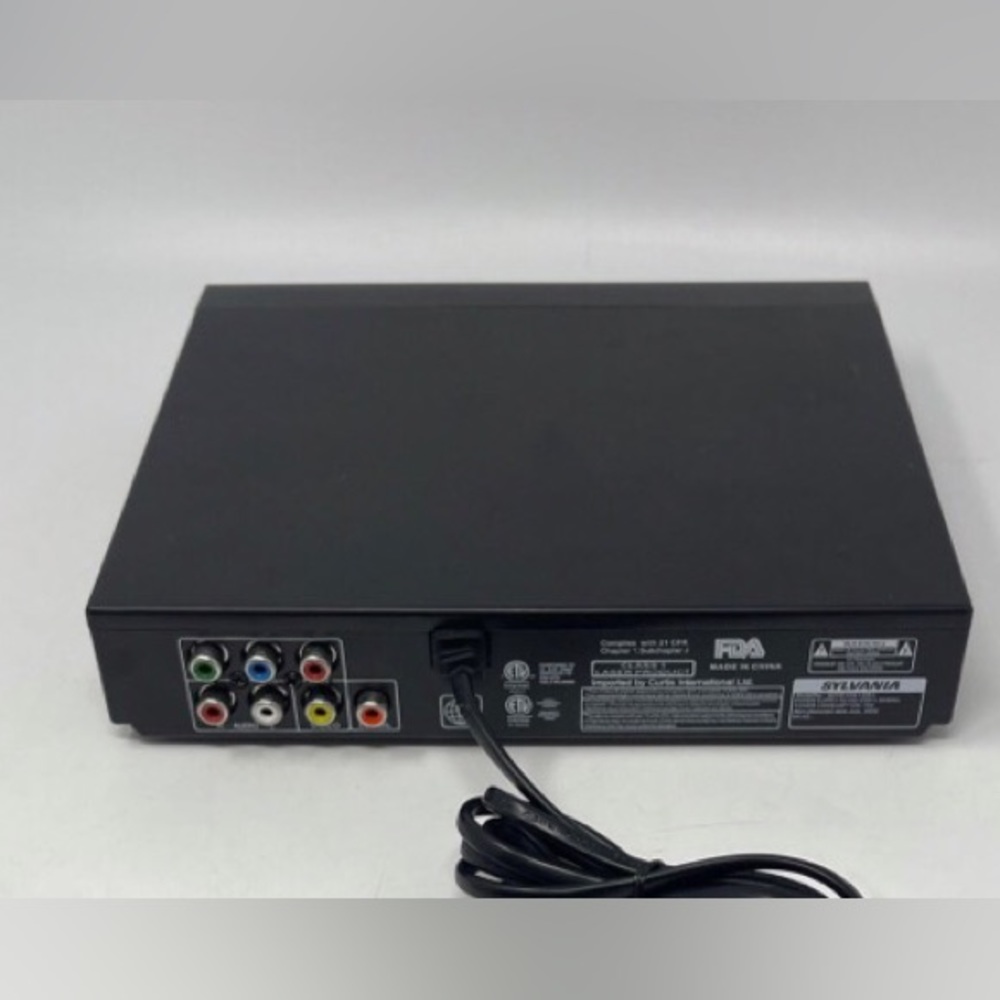 Sylvania Compact DVD Player with Progressive Scan - Picture 4 of 6